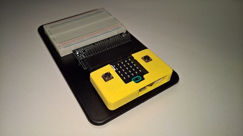 Kimturcase M1 with Microbit inserted in an edge connector